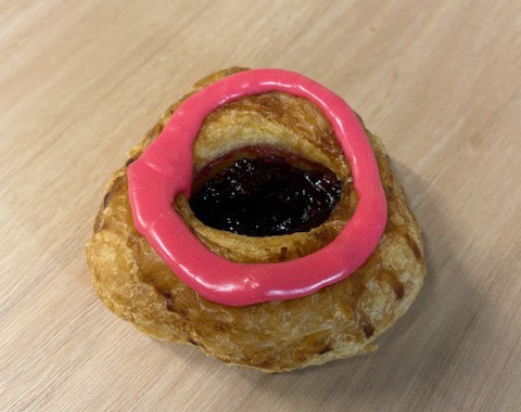 Fastelavnsbolle m. hindbær